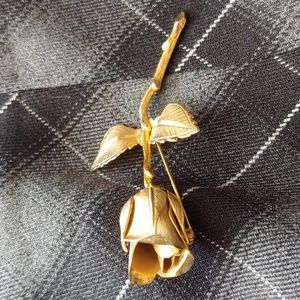 Vtg Giovanni Rose Brooch, Gold Tone